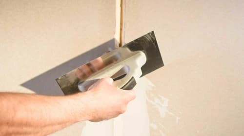 Szpachlowanie łączeń płyt GK